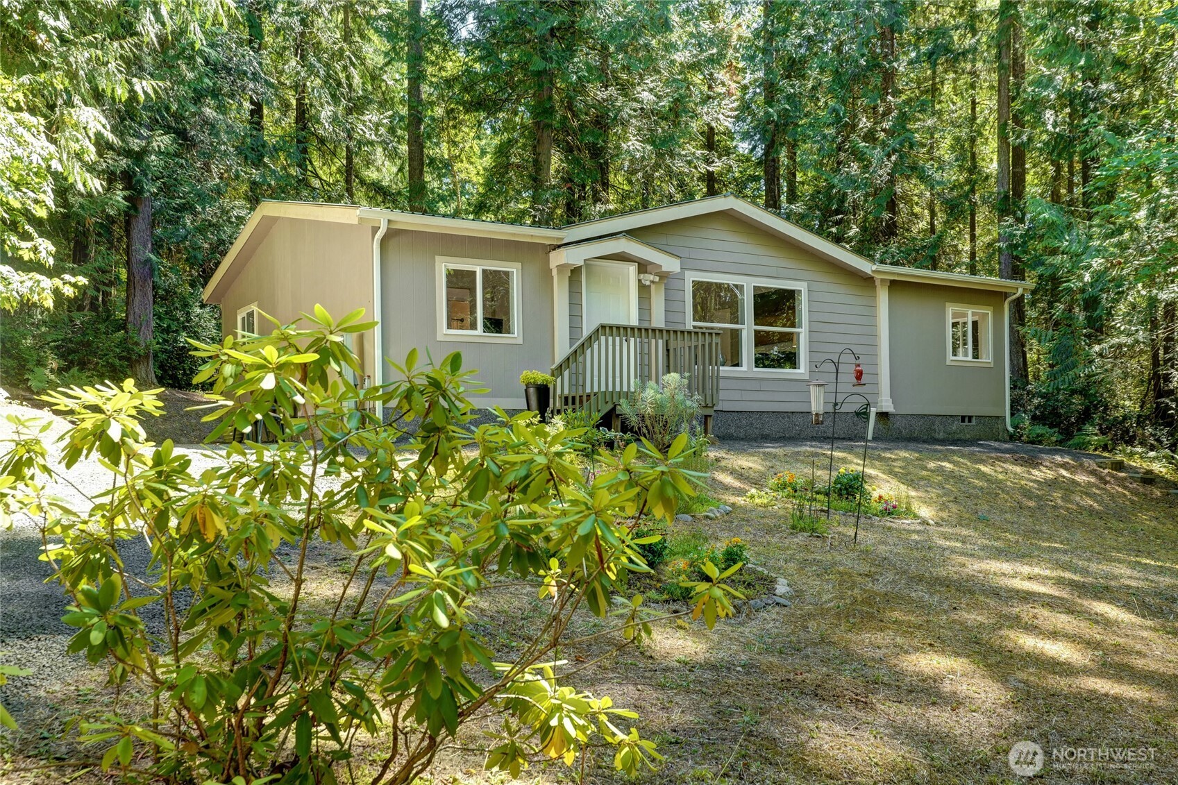 1124 E Sunset Hill Road