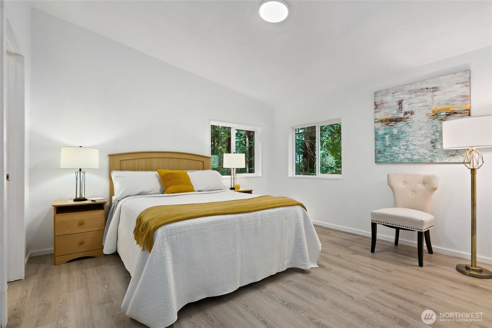 1124 E Sunset Hill Road