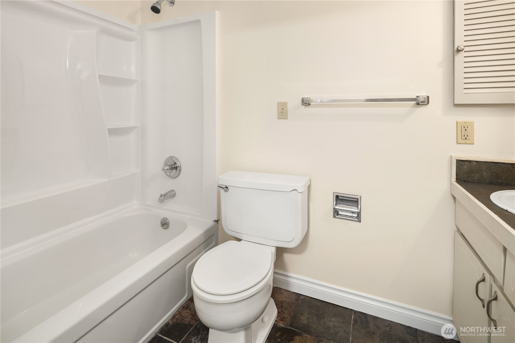 11206 NE 68th Street Unit: 224