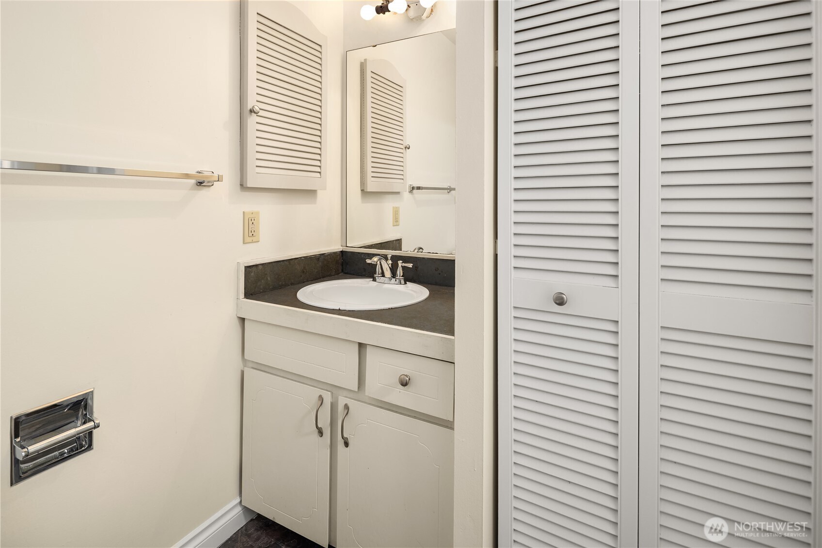 11206 NE 68th Street Unit: 224