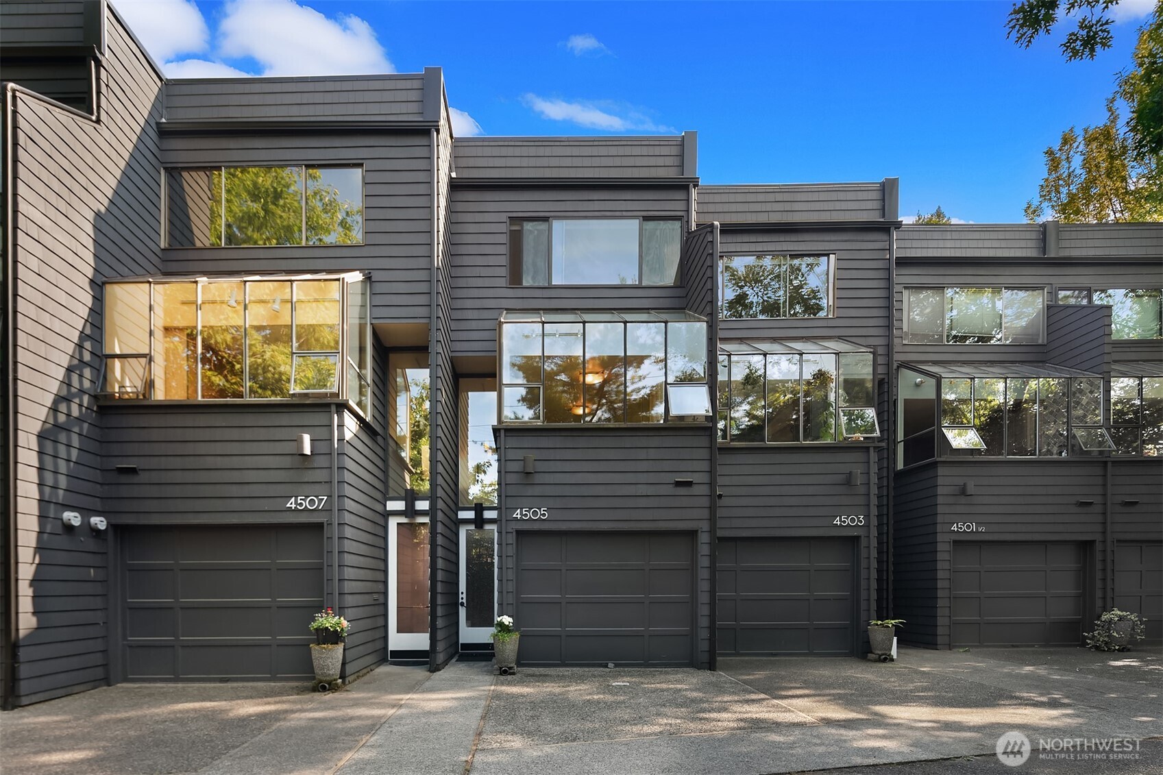 4505 NE 55th Street