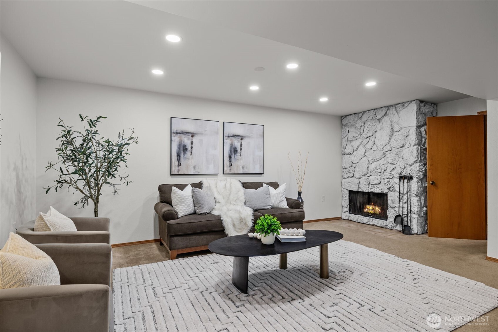 2738 NW 90th Street
