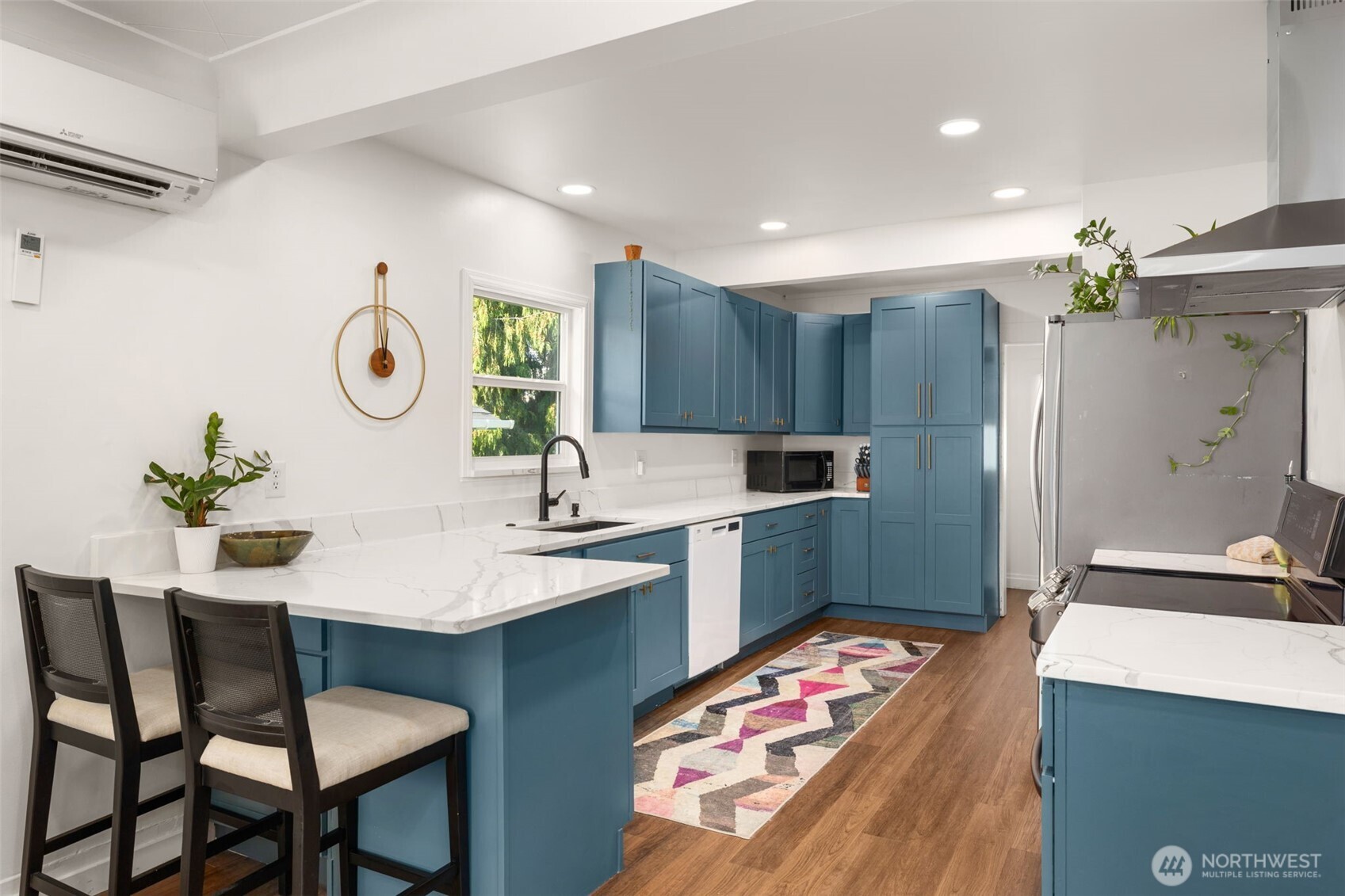 4208 S Genesee Street