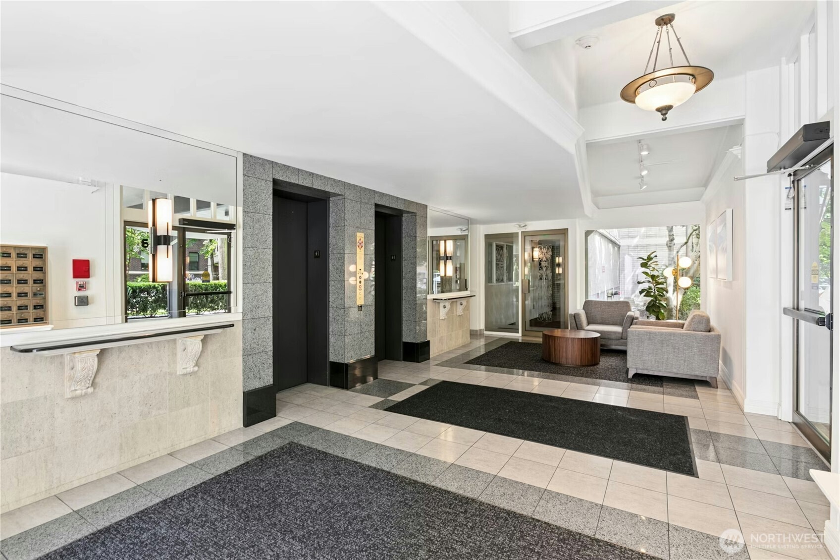 525 BELMONT Avenue E Unit: 4F