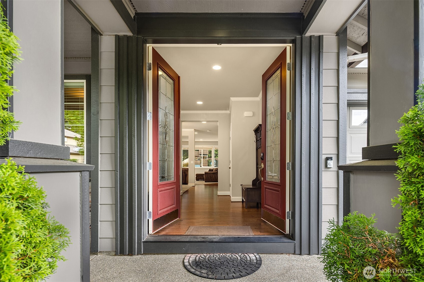 122 Ilwaco Place SE