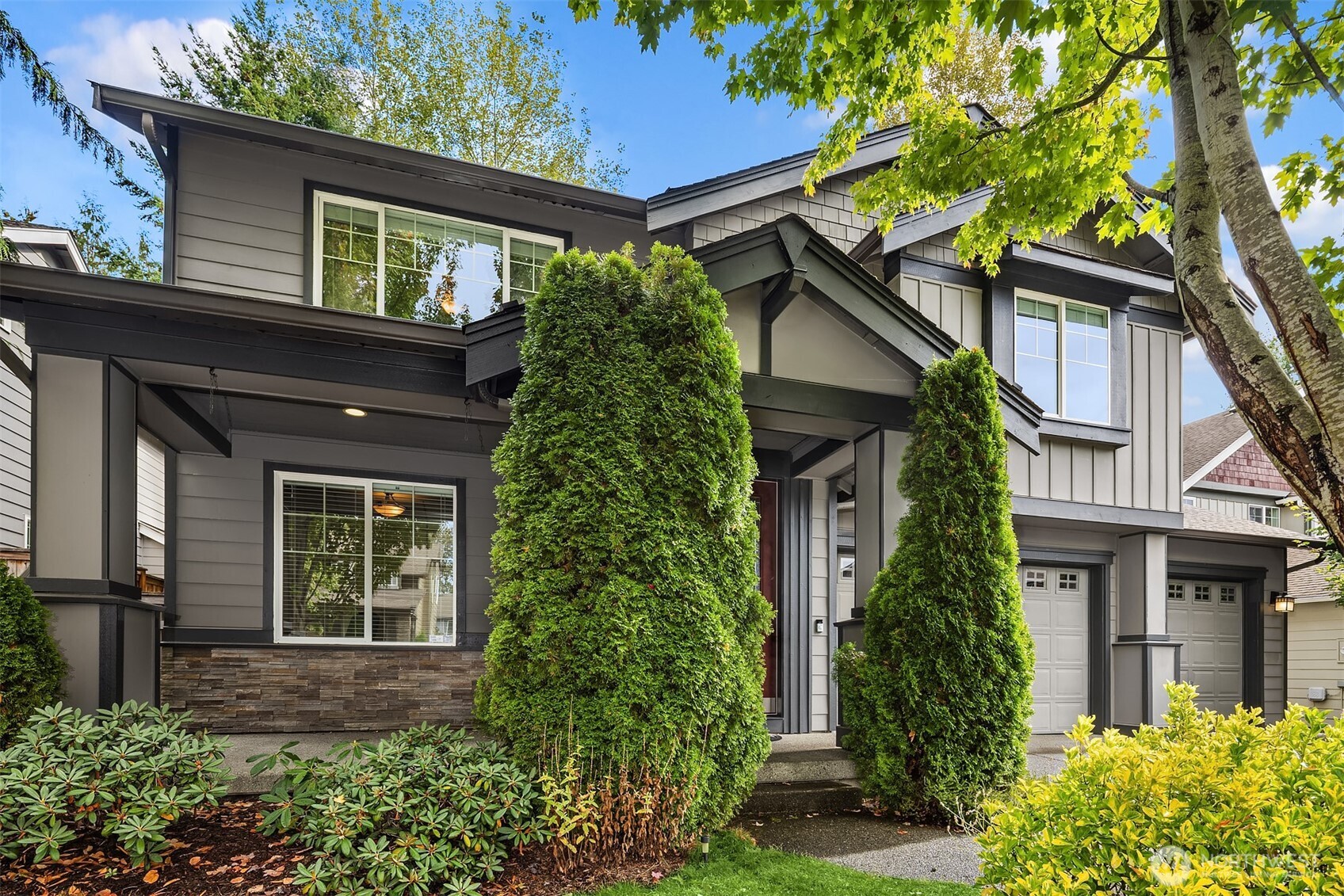 122 Ilwaco Place SE