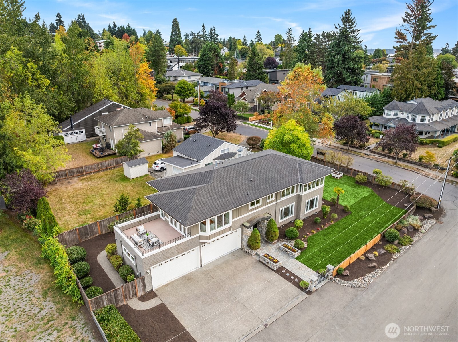 1812 7th Street W