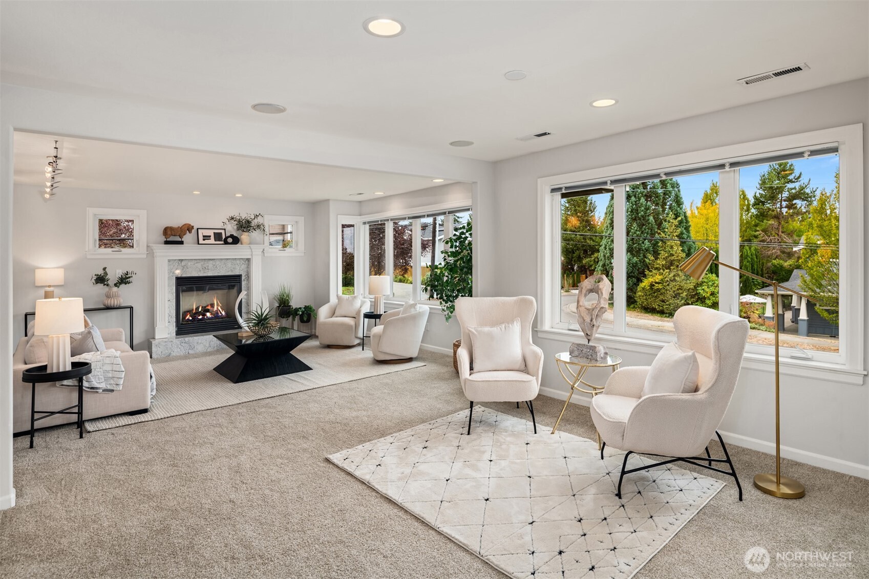 1812 7th Street W