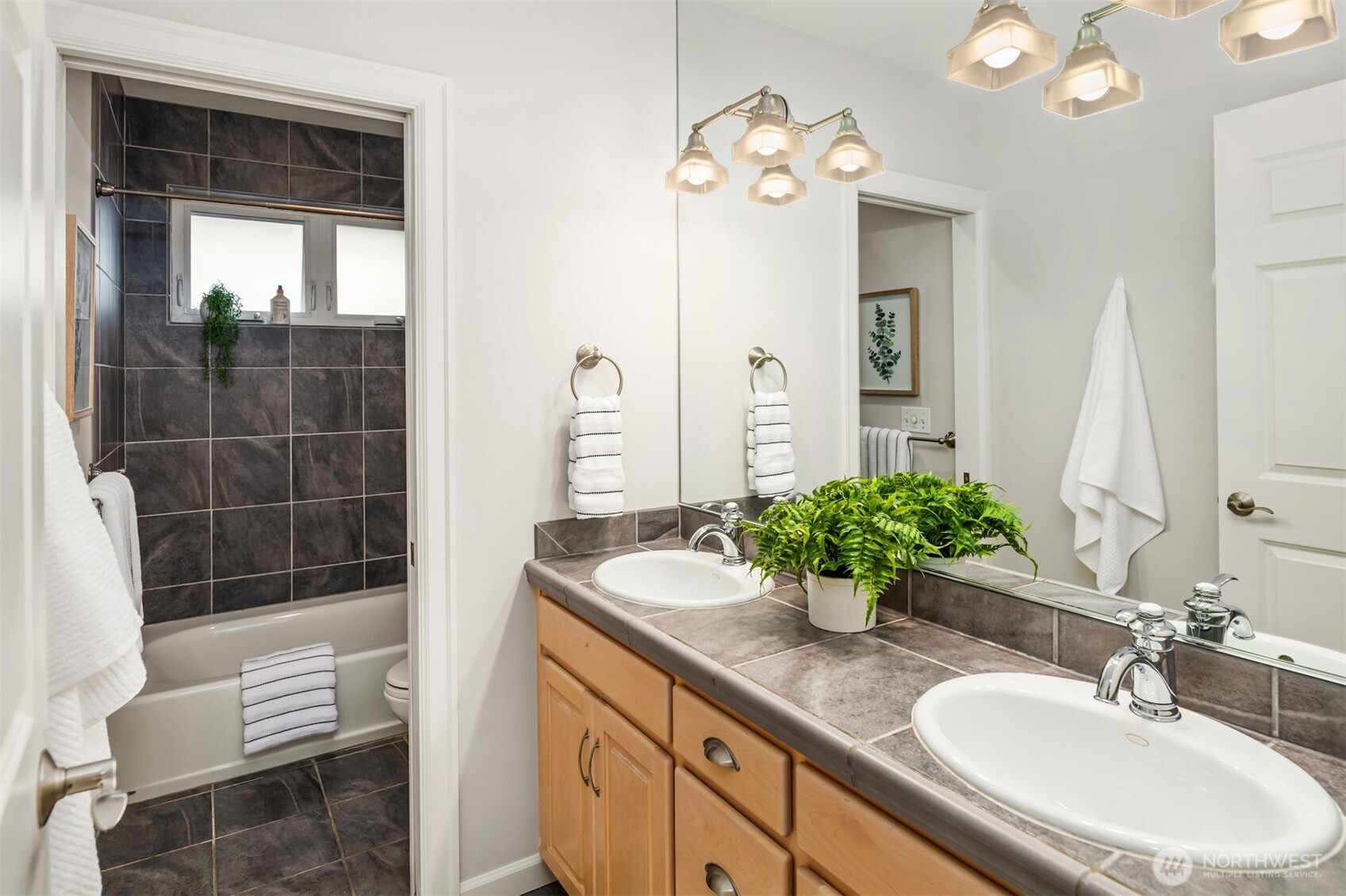 1812 7th Street W