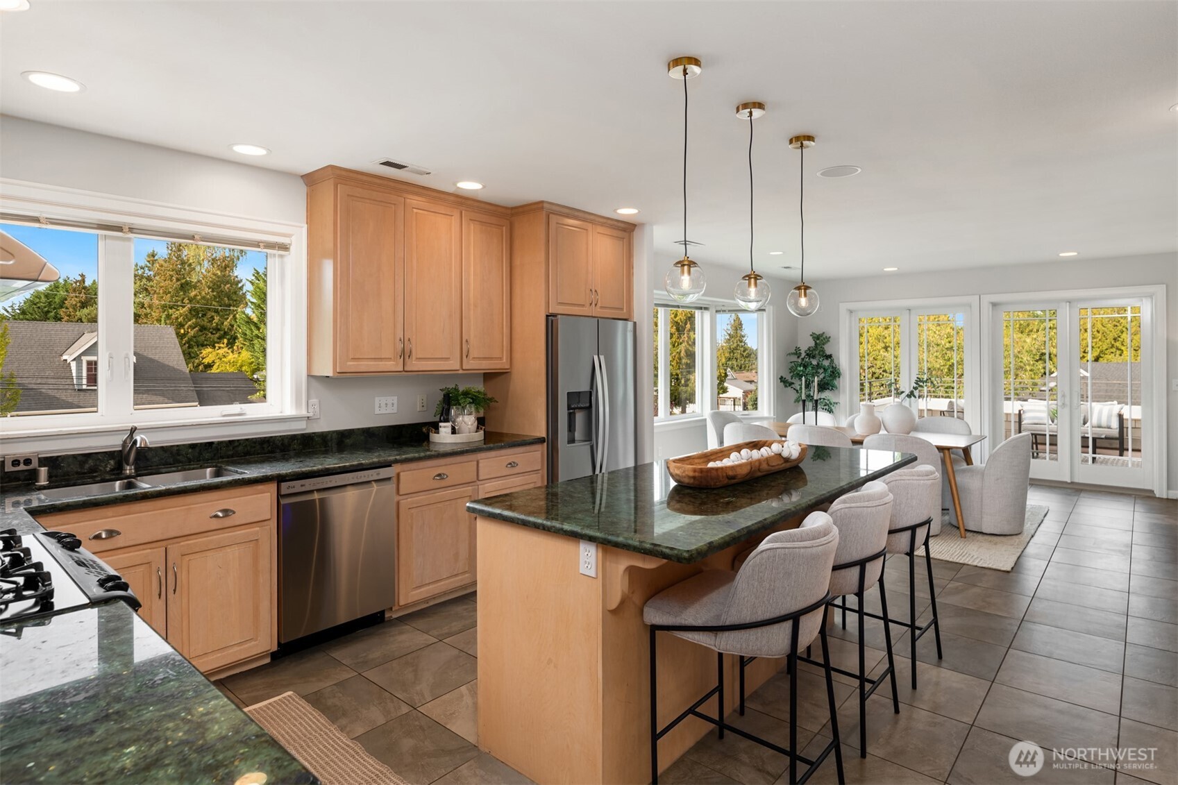 1812 7th Street W