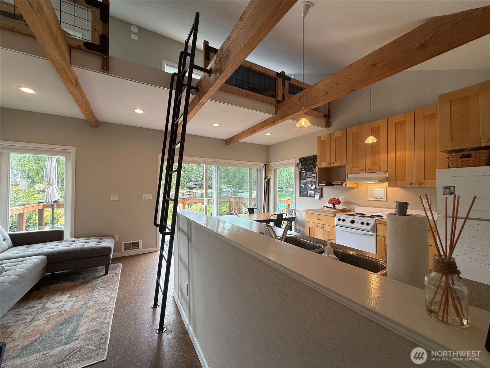 1016 Lake Roesiger Road