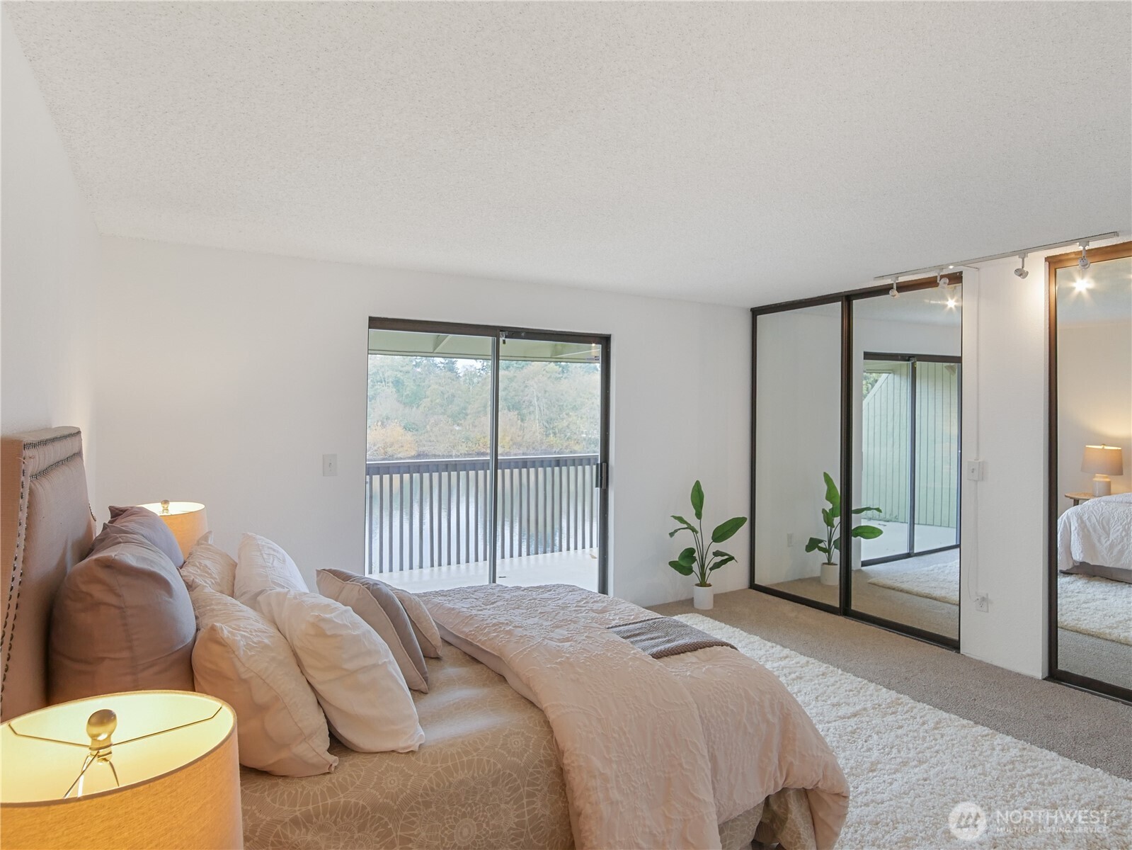 30853 13th Place S Unit: UNIT 2