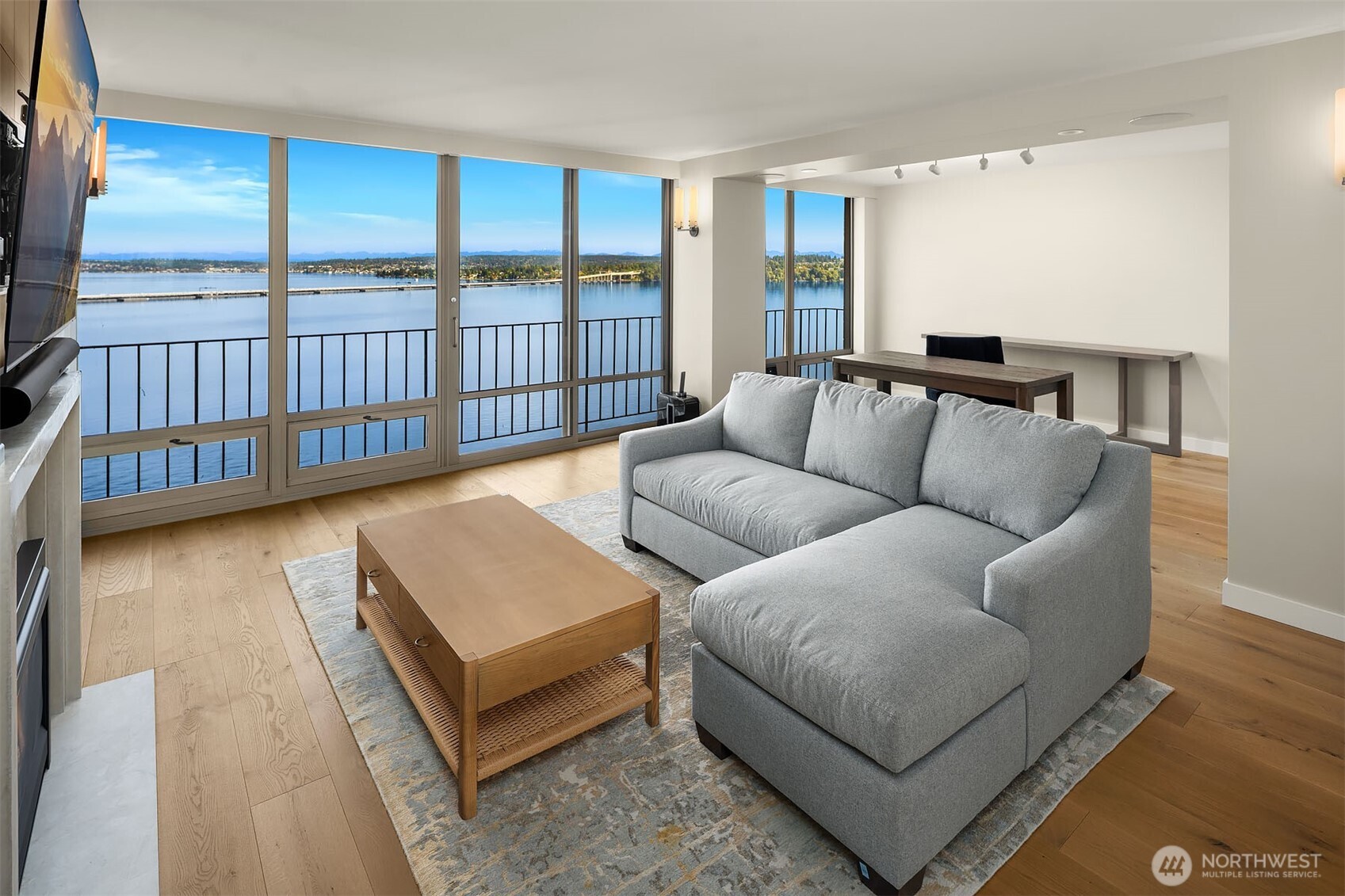 1620 43rd Avenue E Unit: 15A-B