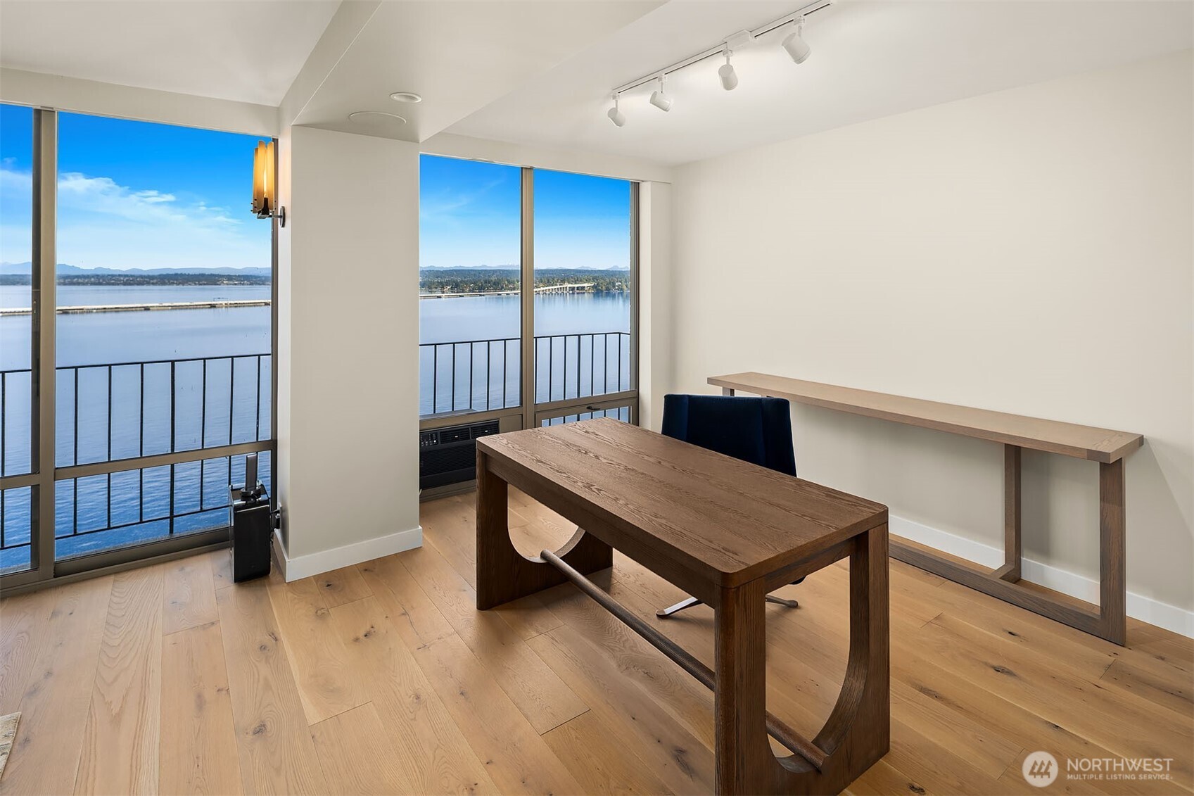 1620 43rd Avenue E Unit: 15A-B