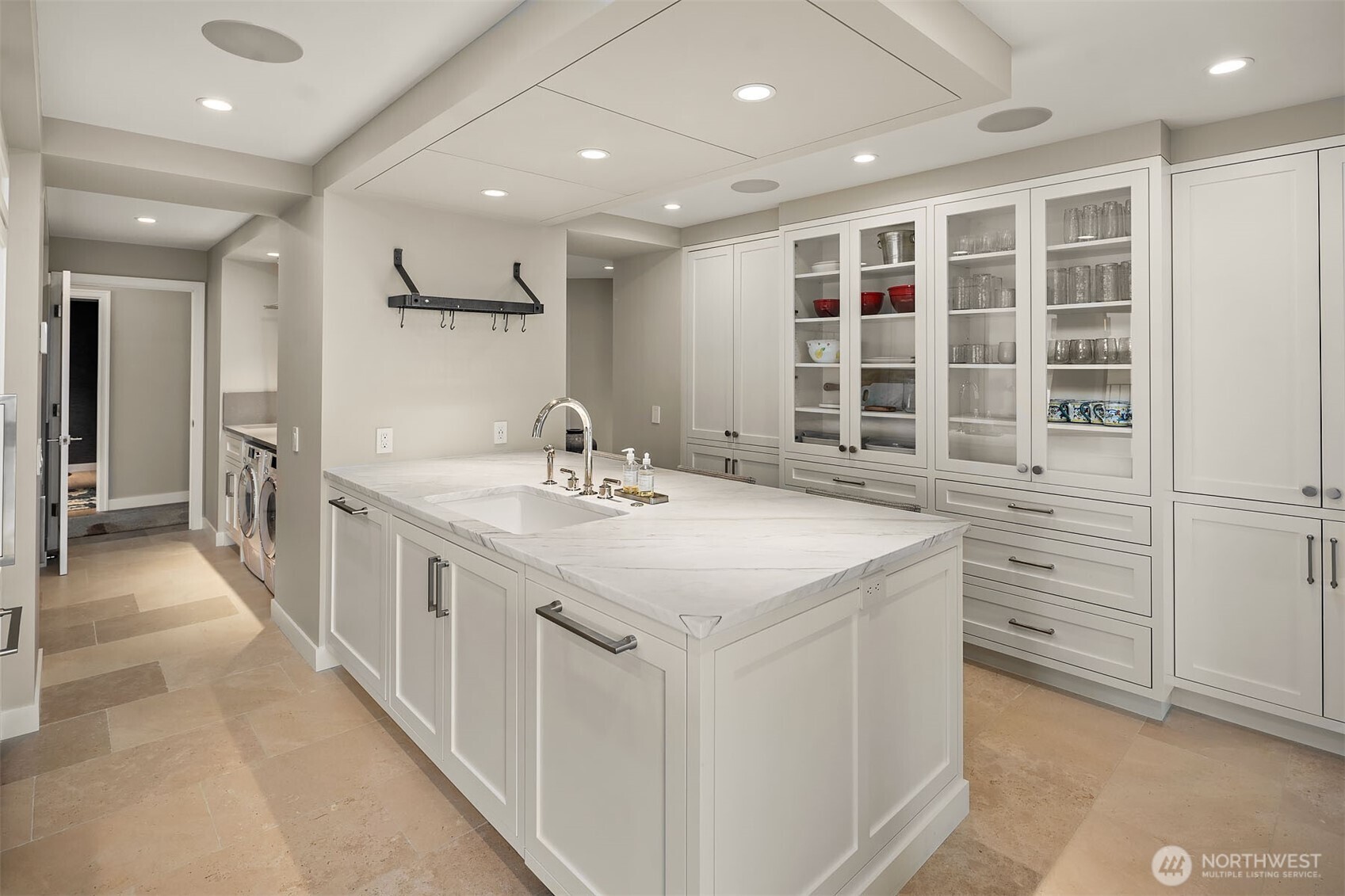 1620 43rd Avenue E Unit: 15A-B
