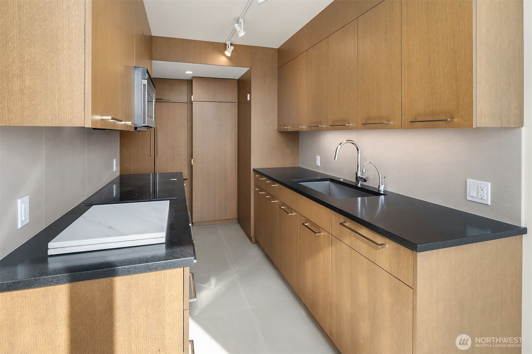 1620 43rd Avenue E Unit: 13C