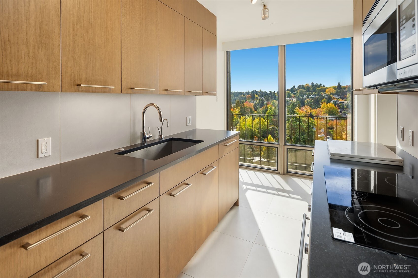 1620 43rd Avenue E Unit: 13C