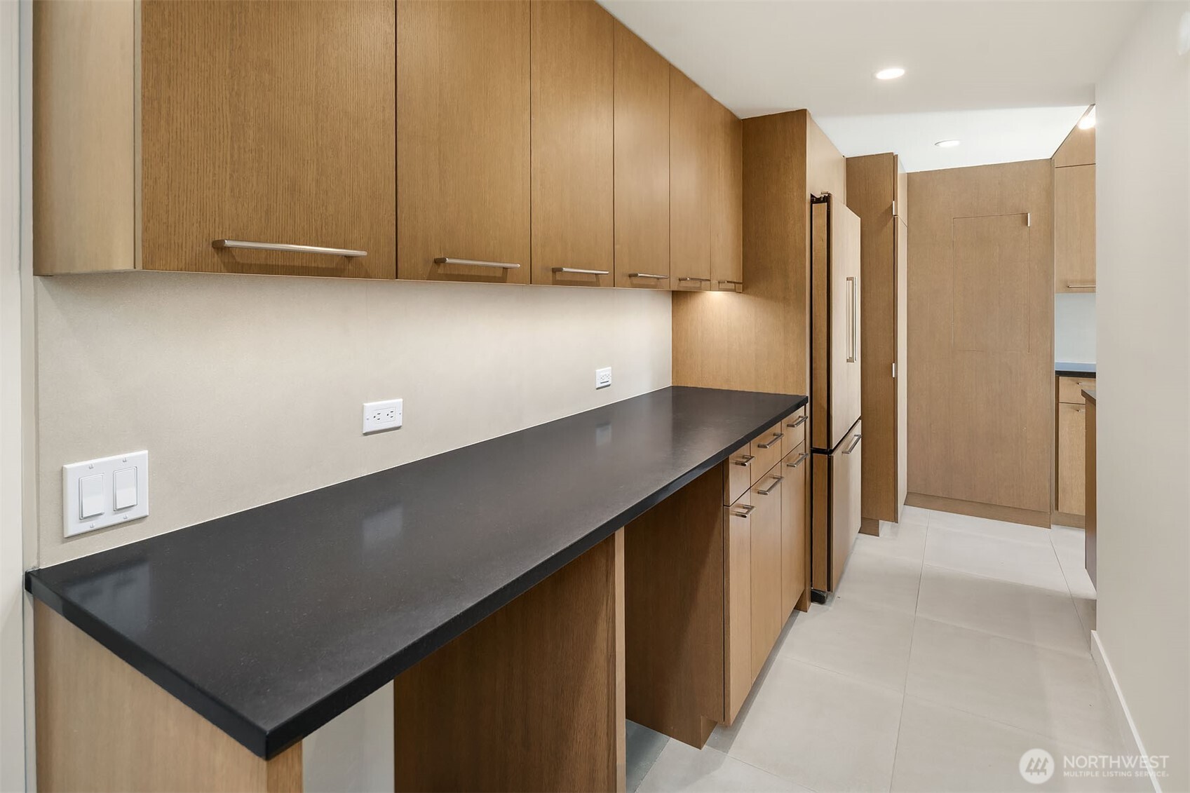 1620 43rd Avenue E Unit: 13C