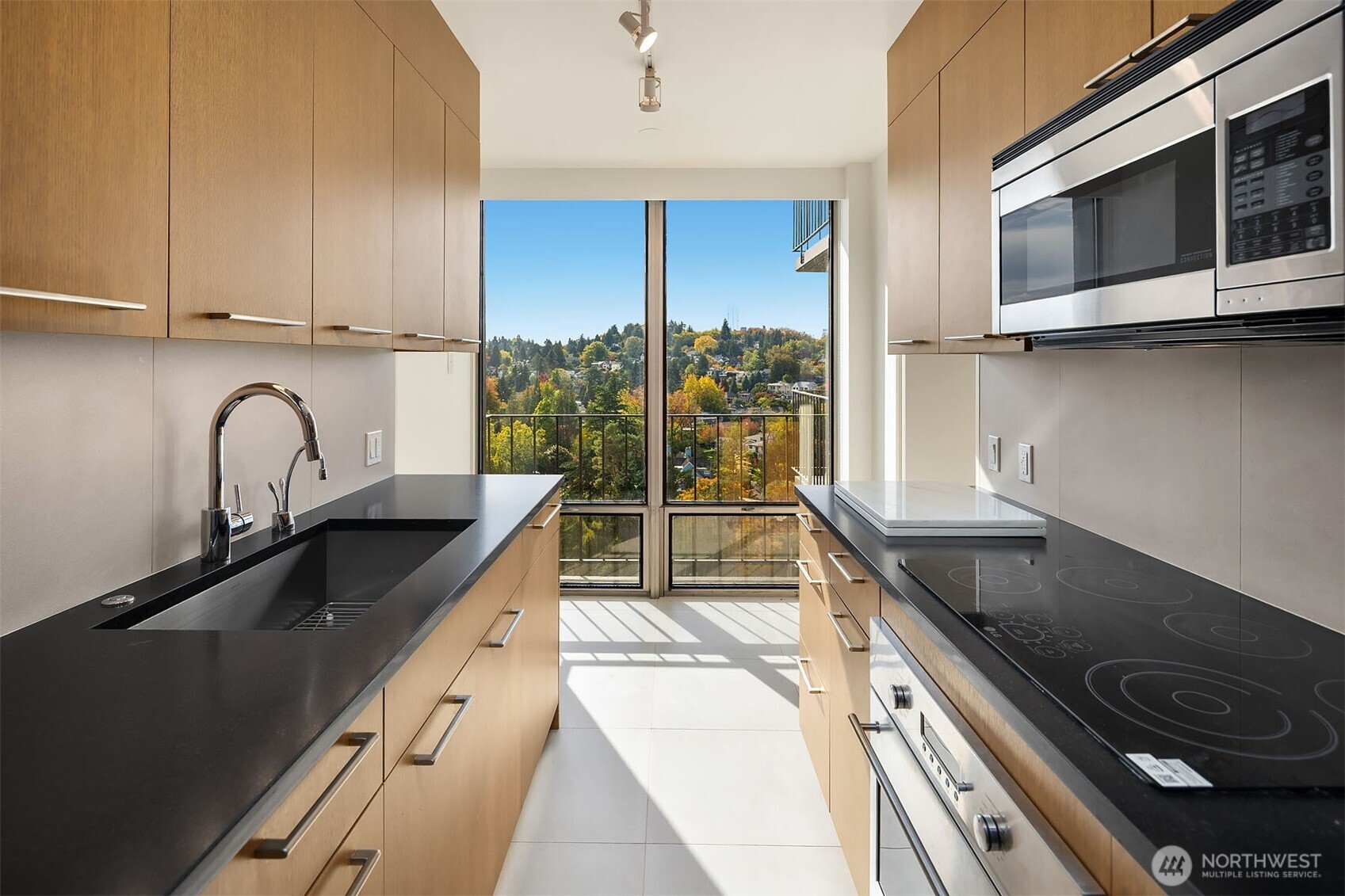 1620 43rd Avenue E Unit: 13C