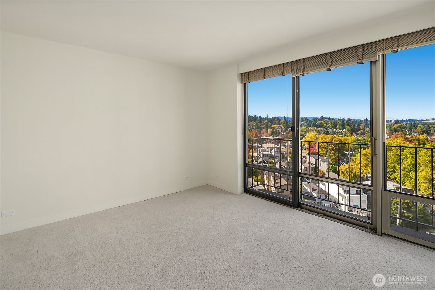 1620 43rd Avenue E Unit: 13C