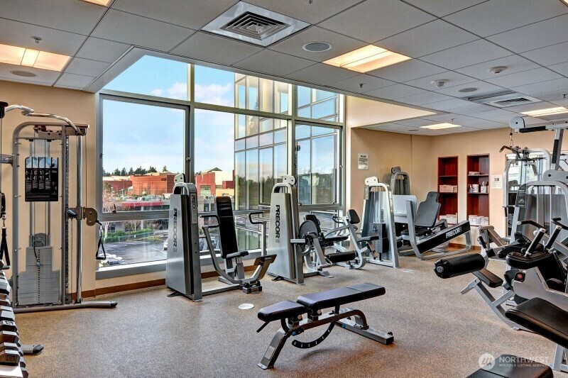 500 106 Avenue NE Unit: 2211