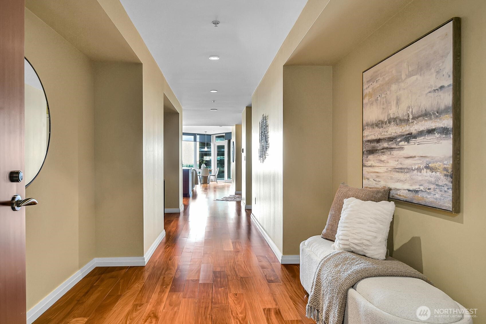 500 106 Avenue NE Unit: 2211