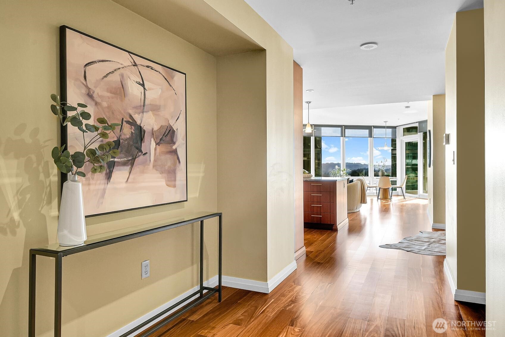 500 106 Avenue NE Unit: 2211