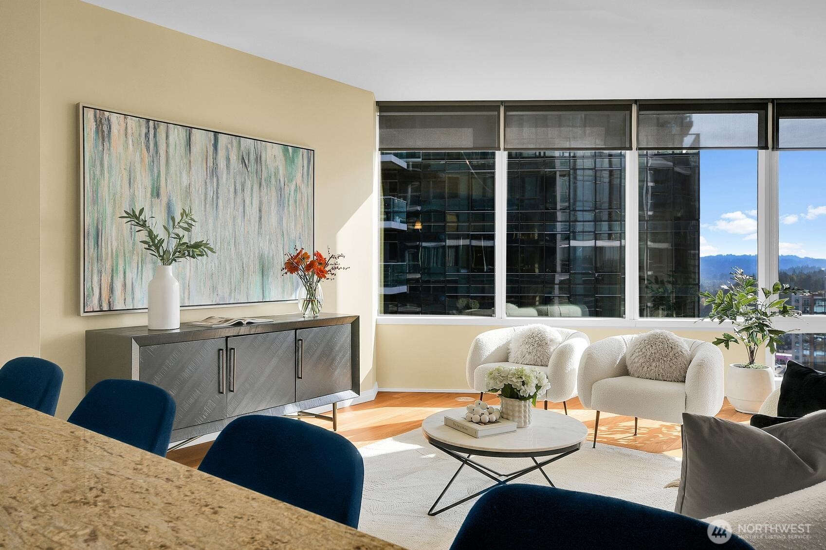 500 106 Avenue NE Unit: 2211