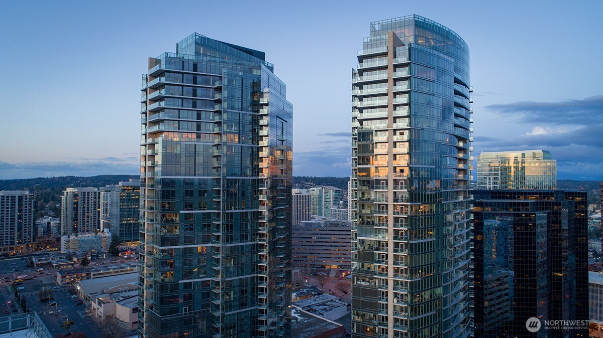 500 106 Avenue NE Unit: 2211