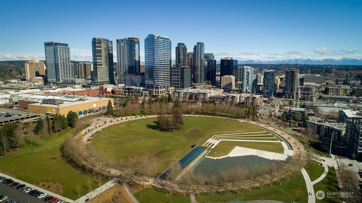 500 106 Avenue NE Unit: 2211