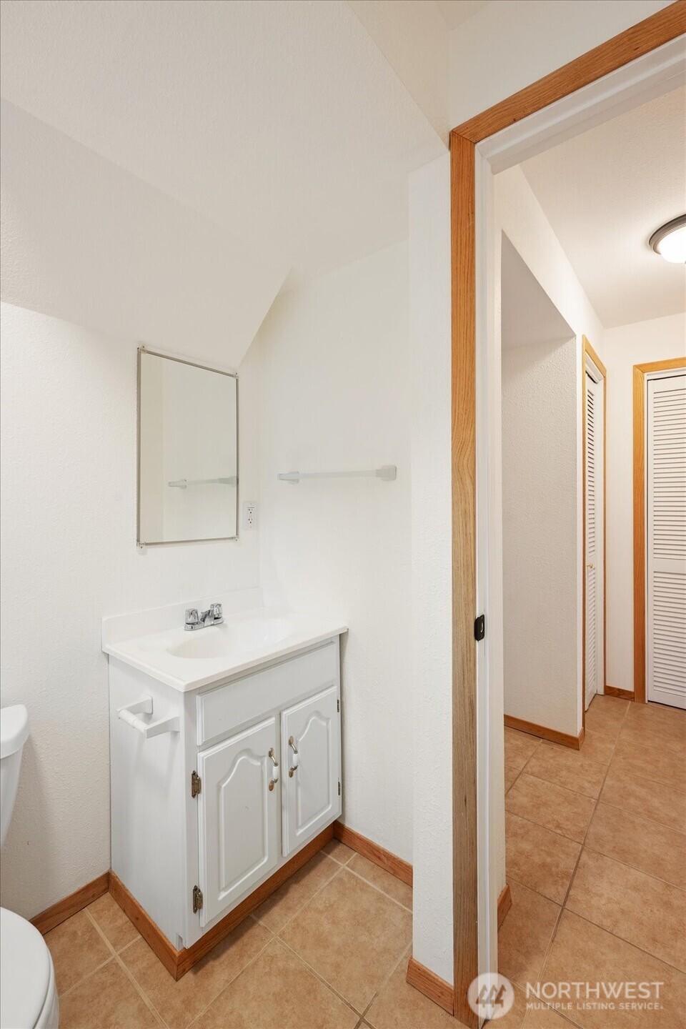 4321 NE 22nd Court
