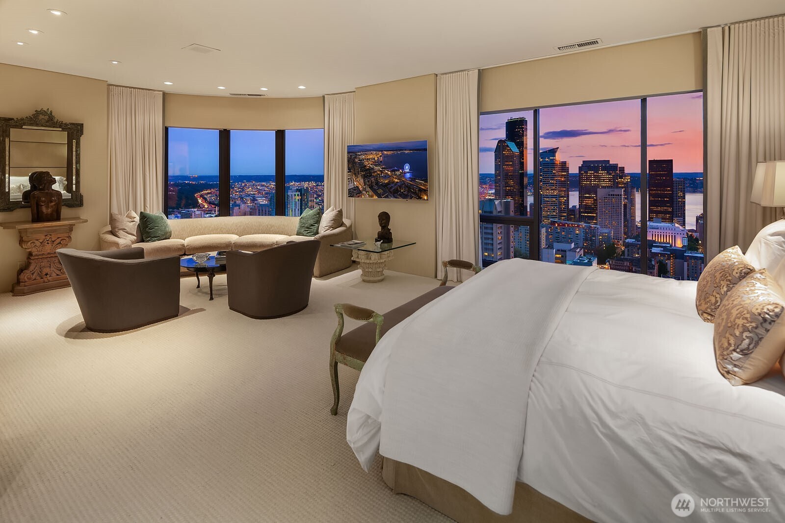 1301 Spring Street Unit: PH32