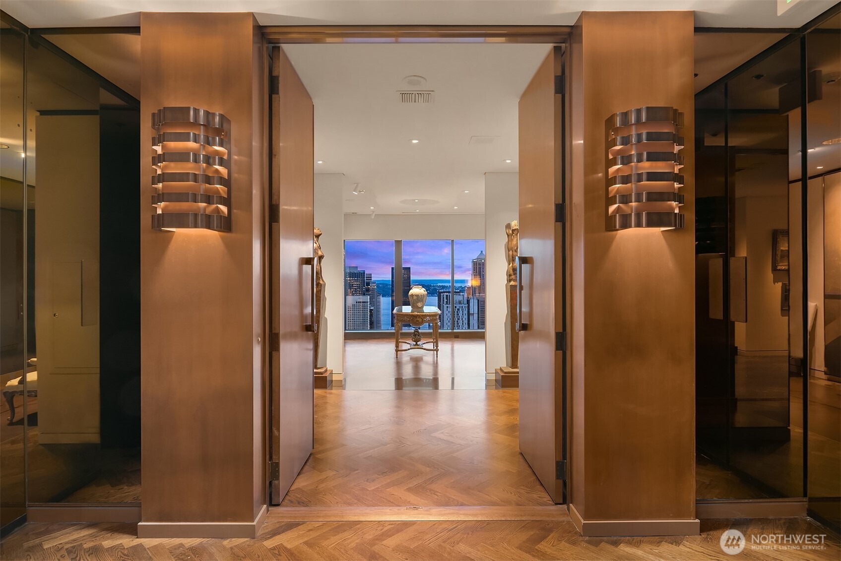 1301 Spring Street Unit: PH32