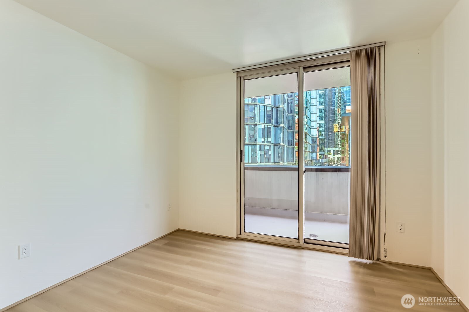 177 107th Avenue NE Unit: 703