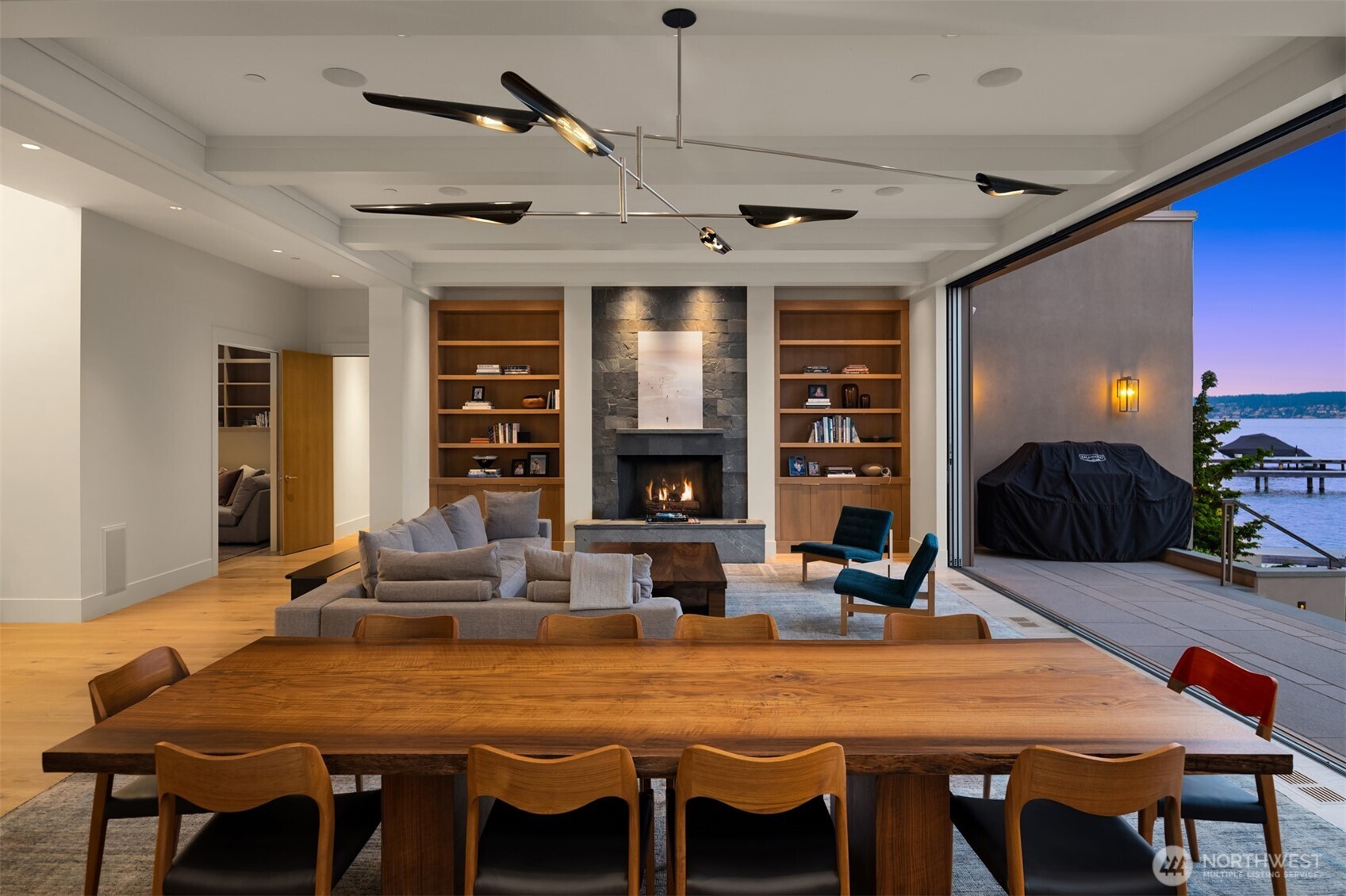 4911 NE Laurelcrest Lane