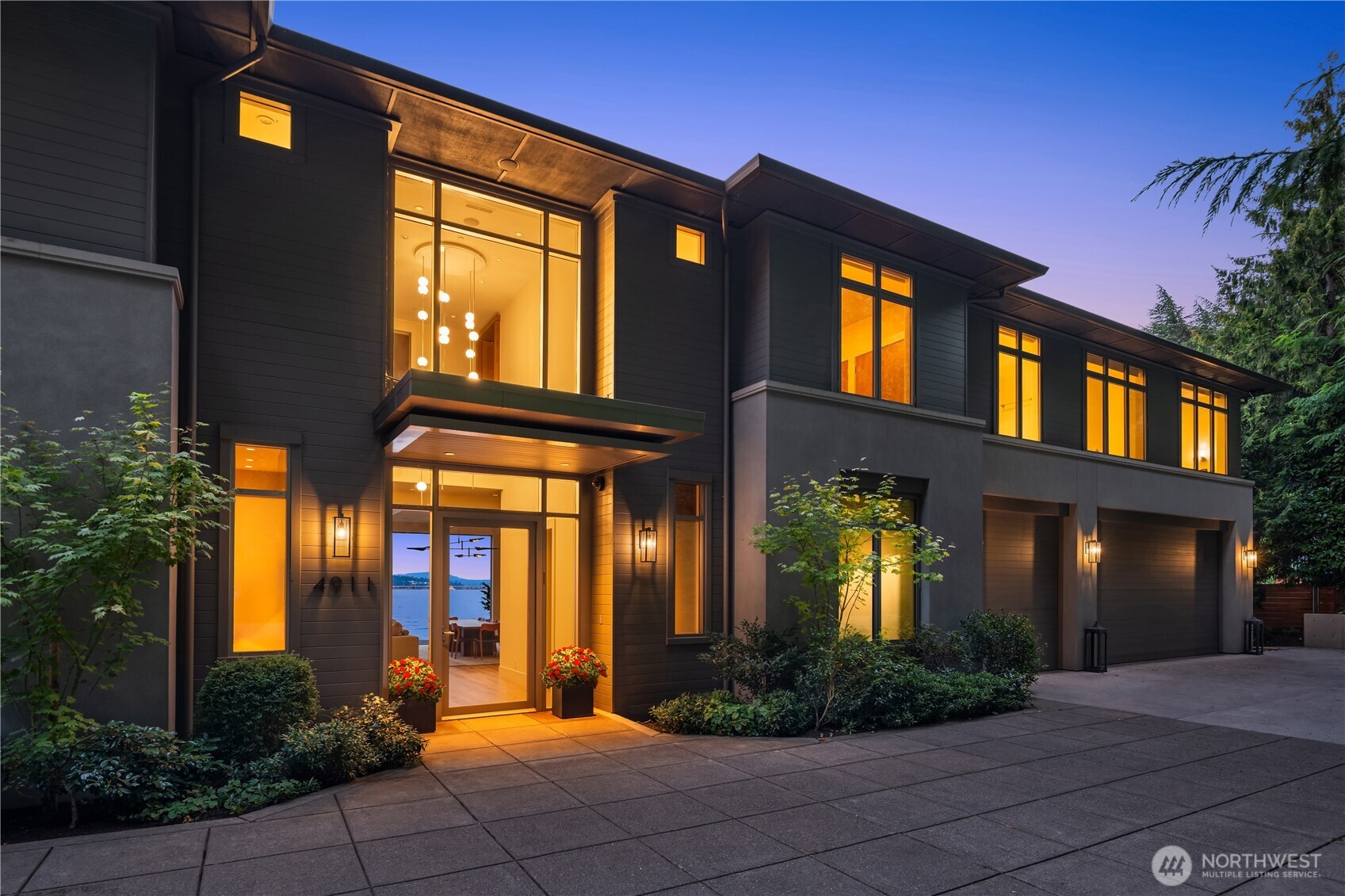 4911 NE Laurelcrest Lane