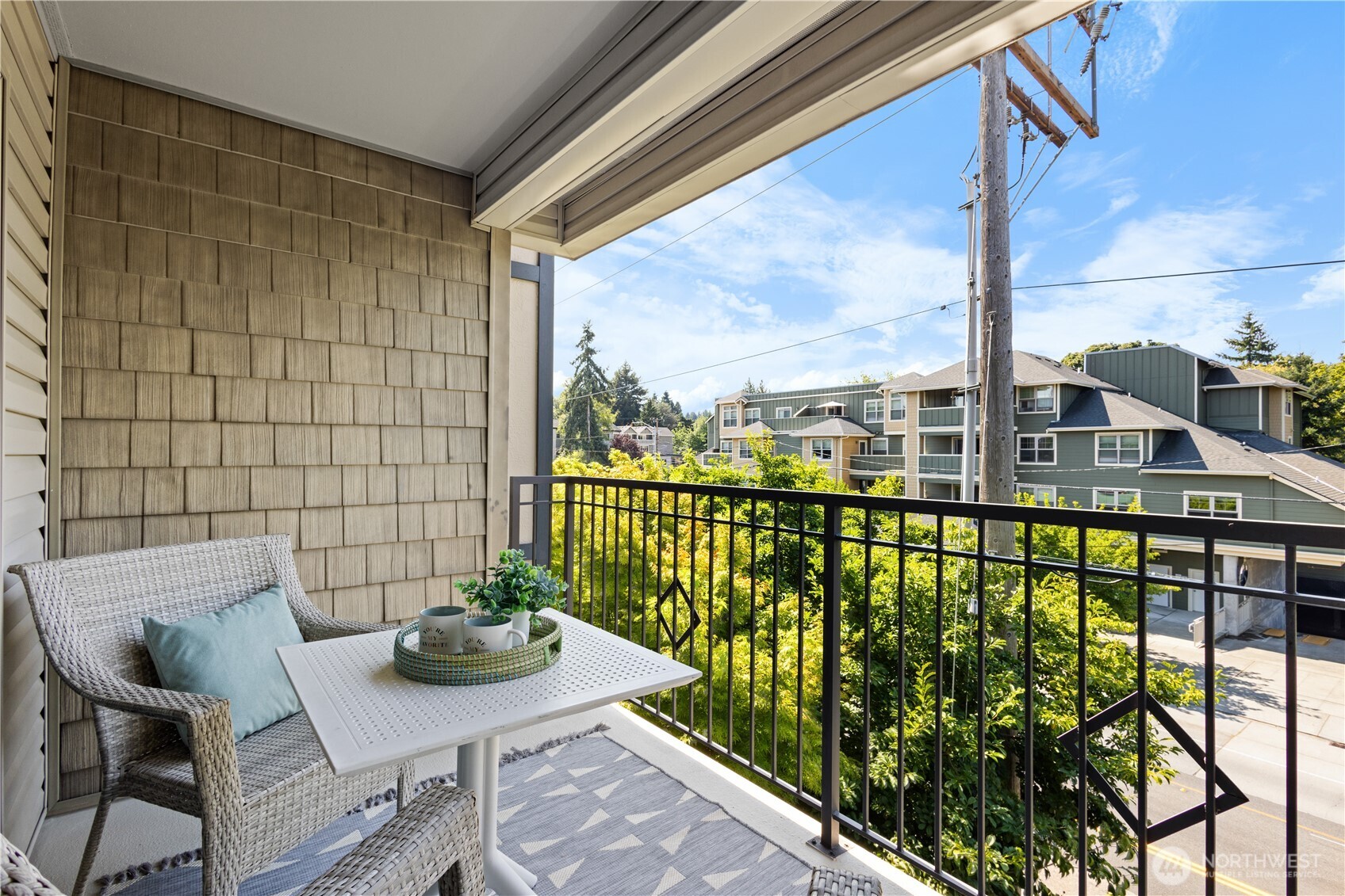 3121 W Government Way Unit: 302