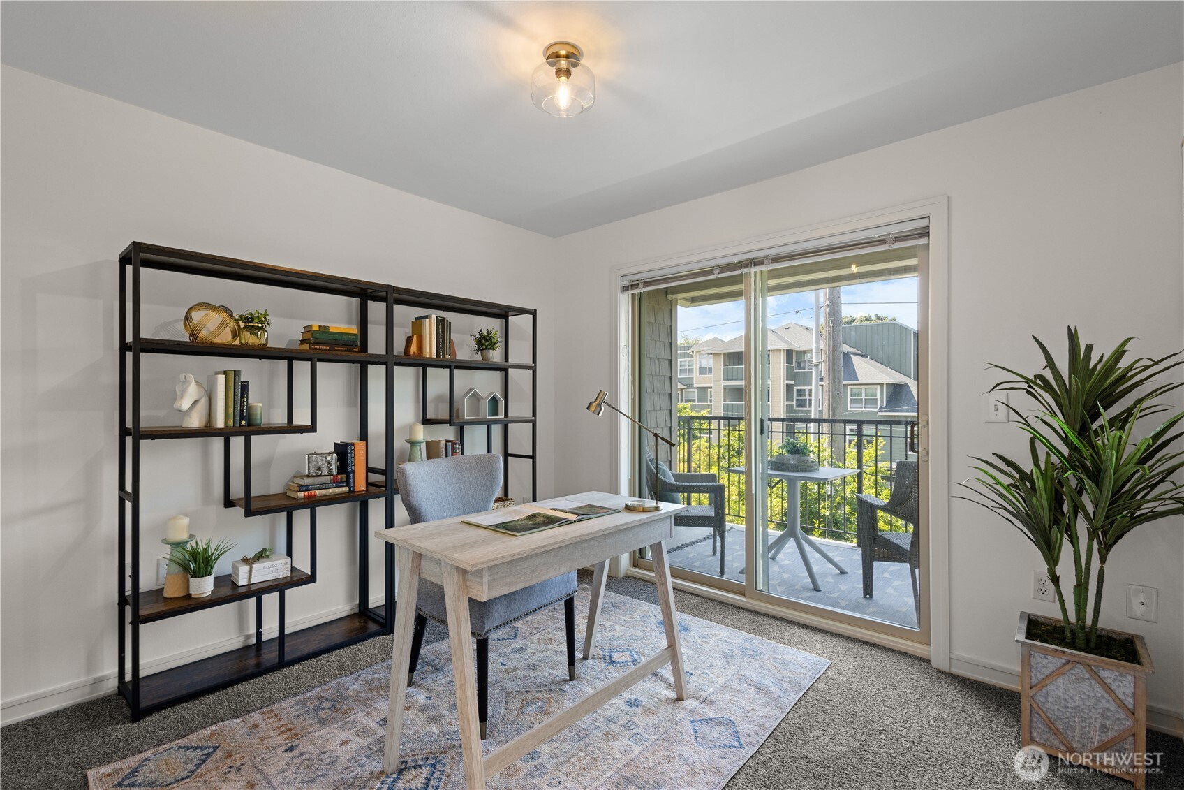 3121 W Government Way Unit: 302