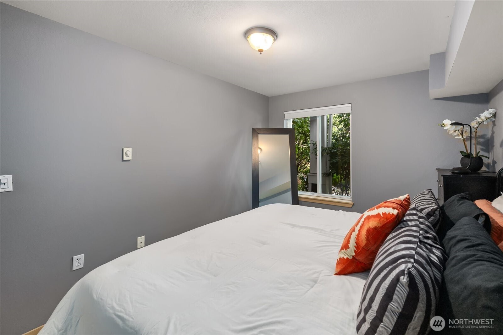 5589 Lakemont Boulevard SE Unit: 1702