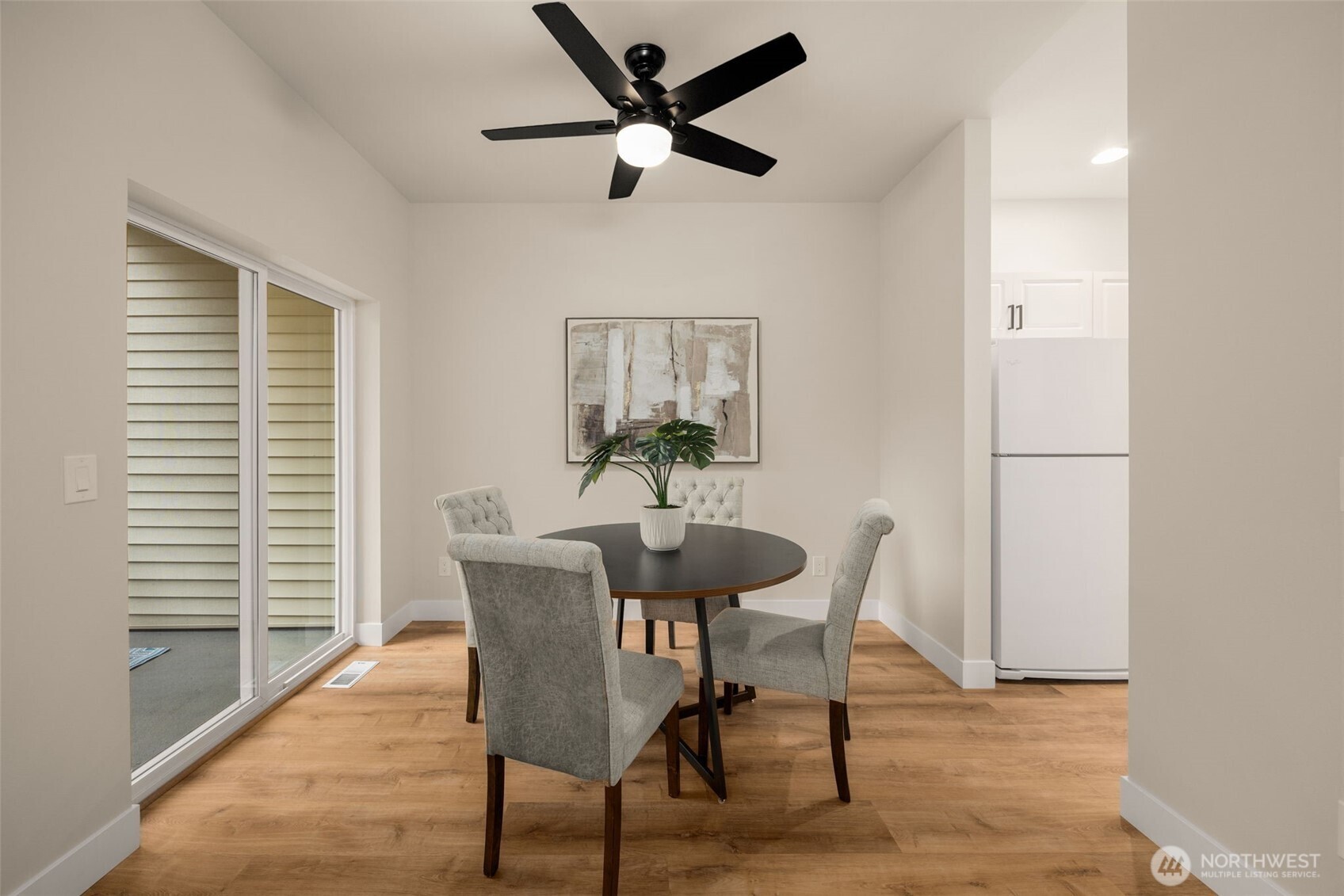 6773 SE Cougar Mountain Way Unit: 4