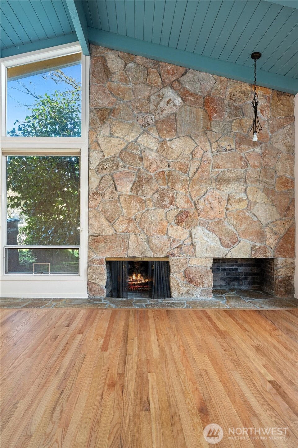 9506 Valhalla Way