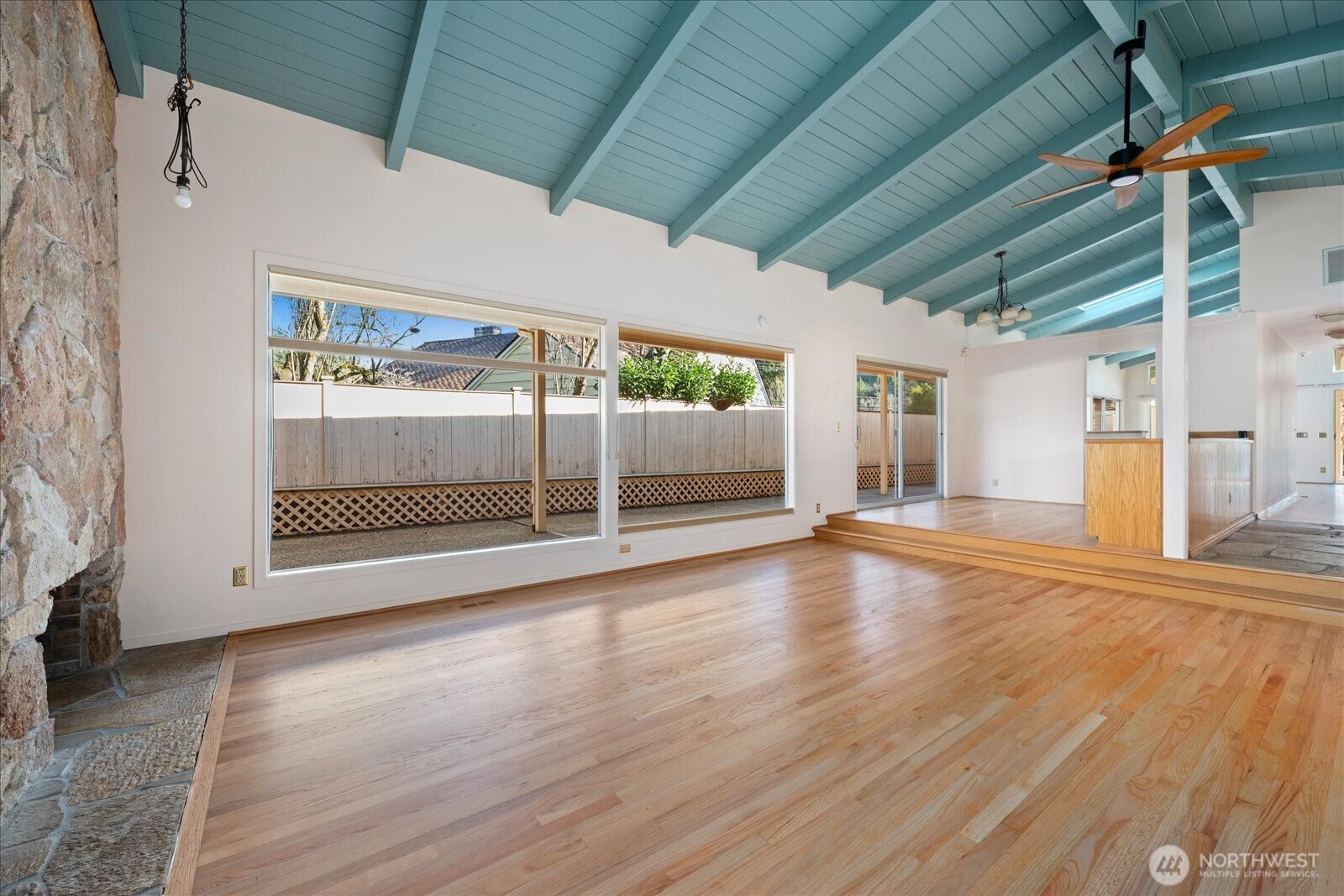 9506 Valhalla Way