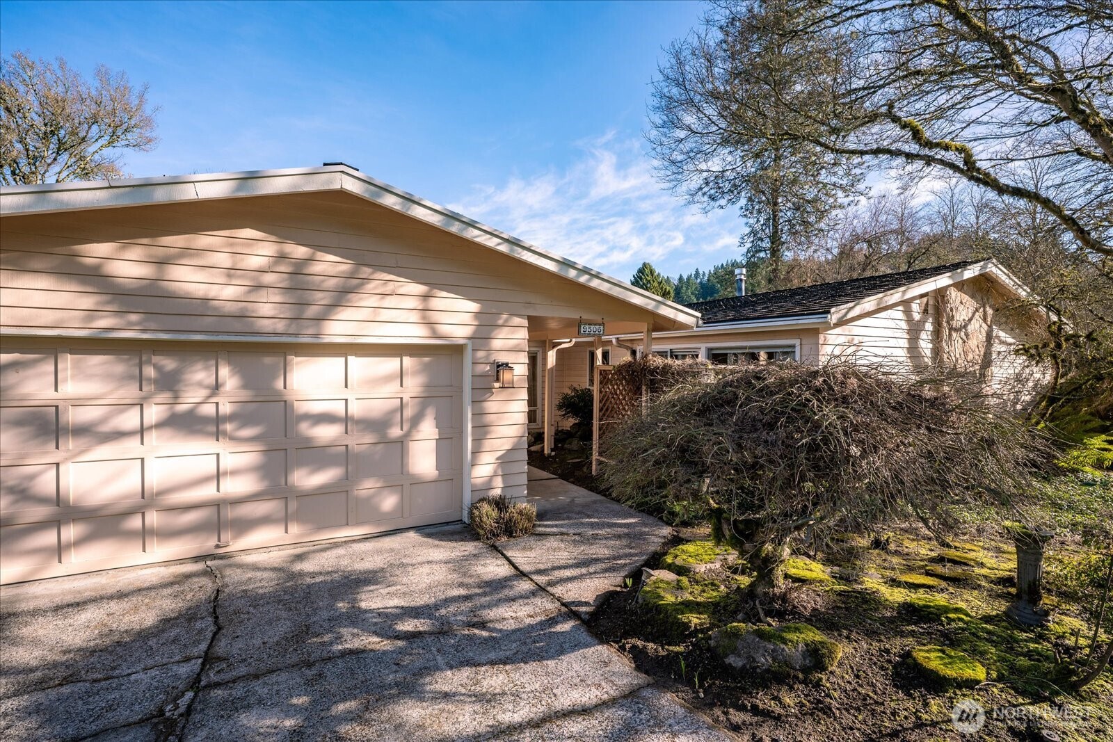 9506 Valhalla Way