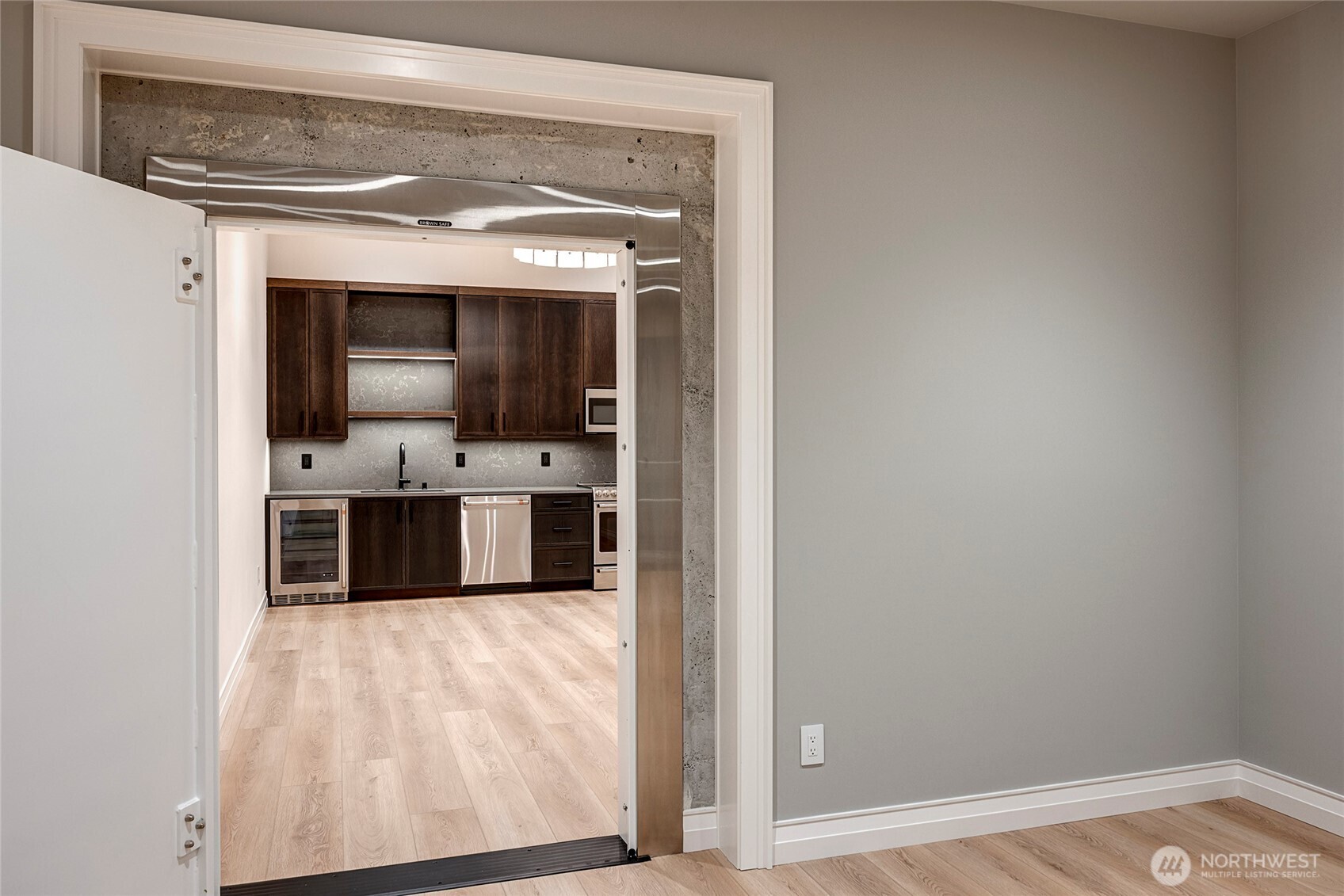 2837 Evergreen Point Road