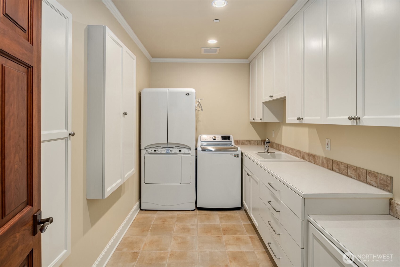 10132 NE 59th Street Unit: C
