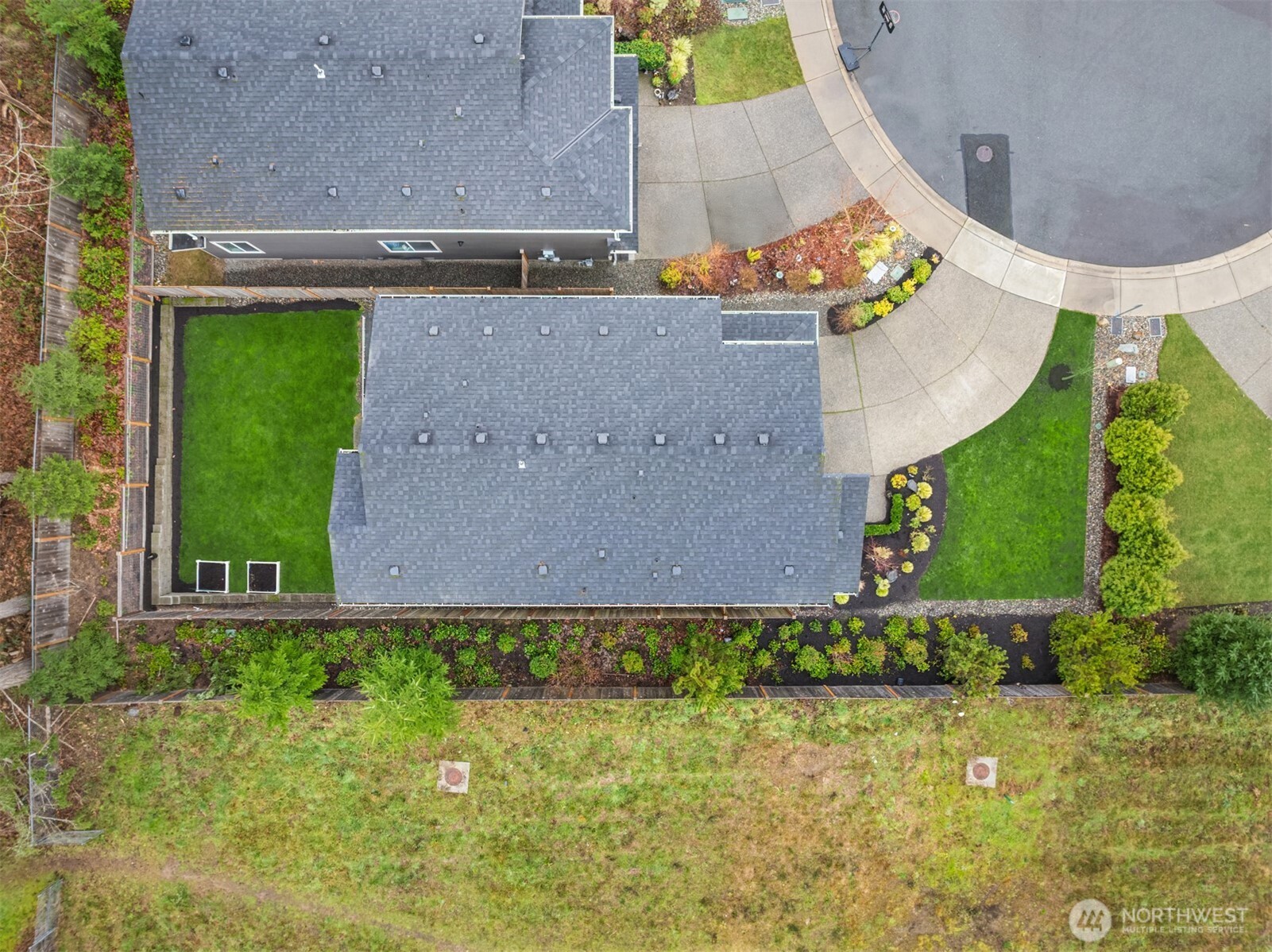18627 Meridian Place W