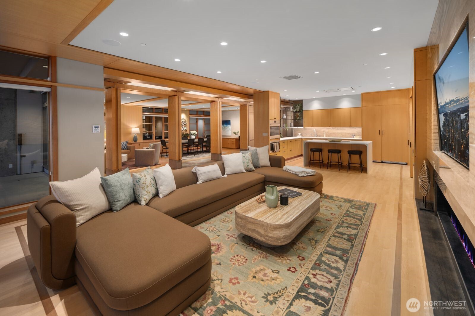 5505 Lake Washington Boulevard NE Unit: 1-E