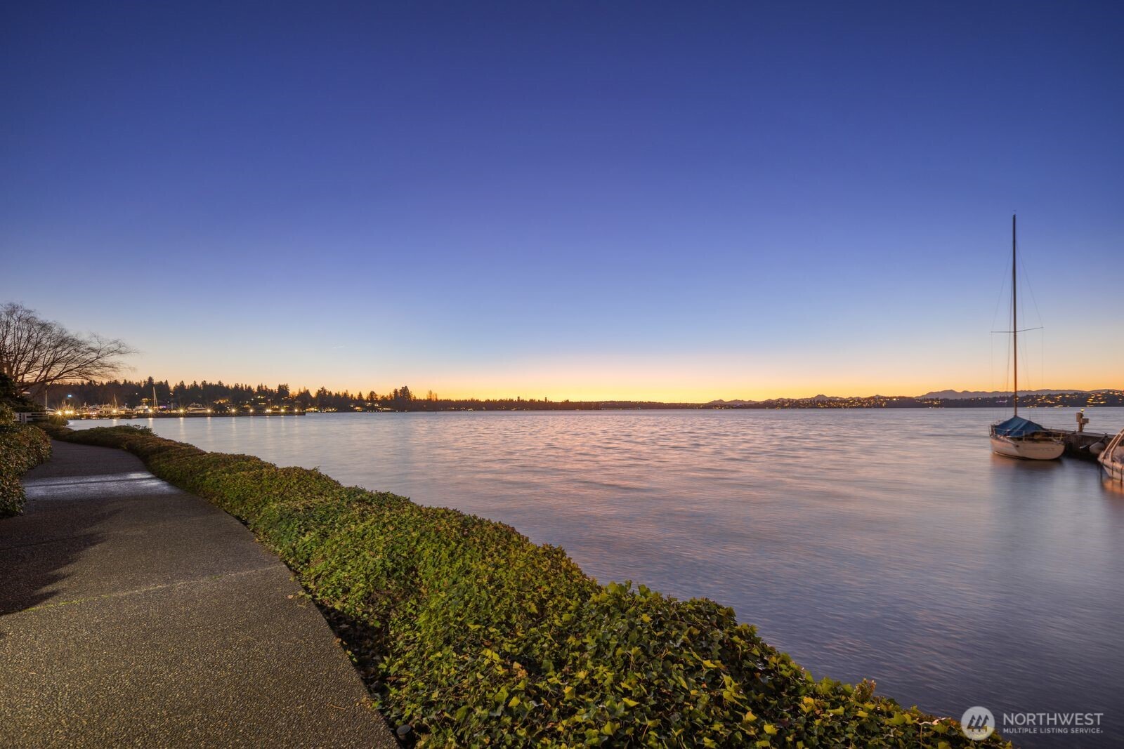 5505 Lake Washington Boulevard NE Unit: 1-E