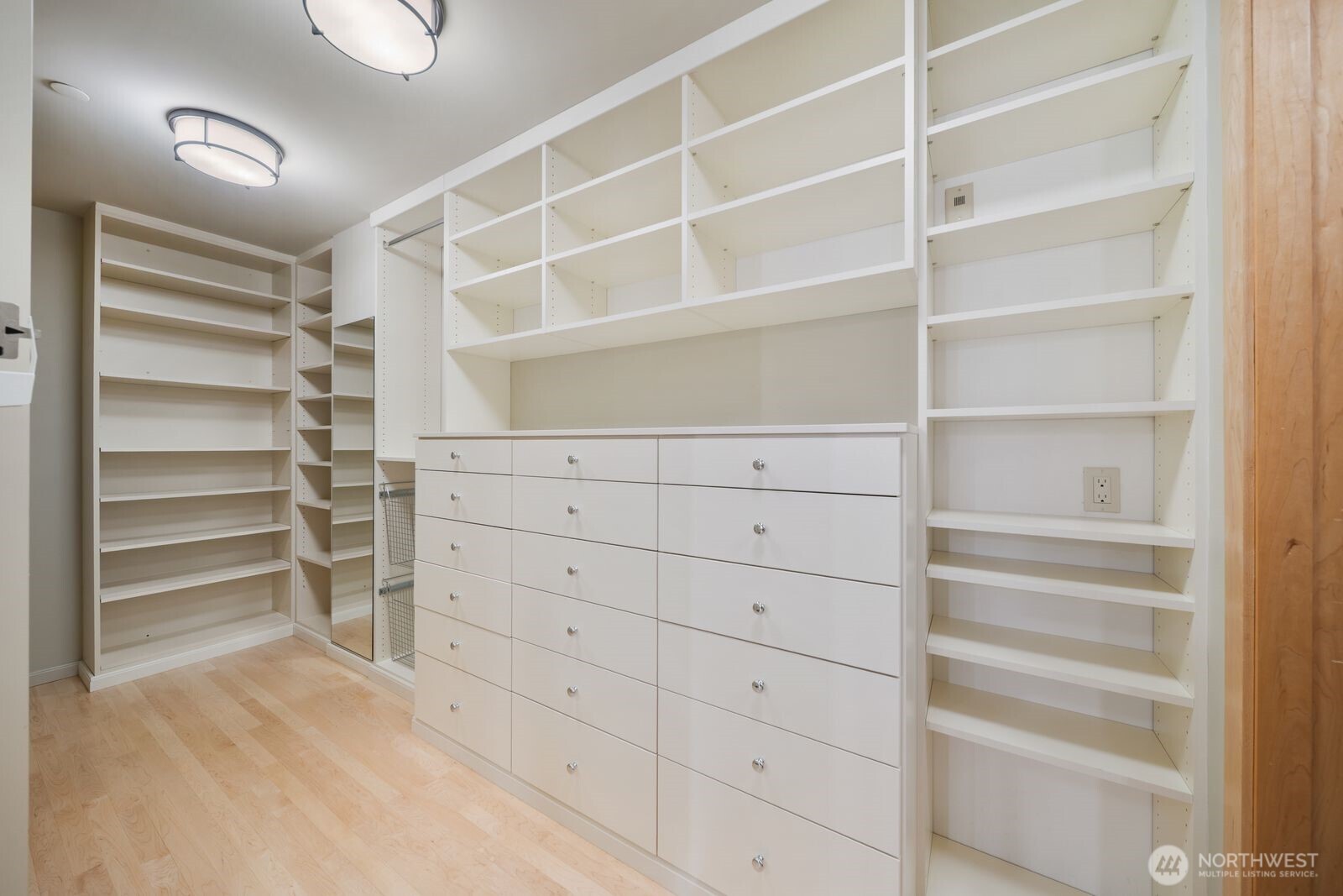 5505 Lake Washington Boulevard NE Unit: 1-E