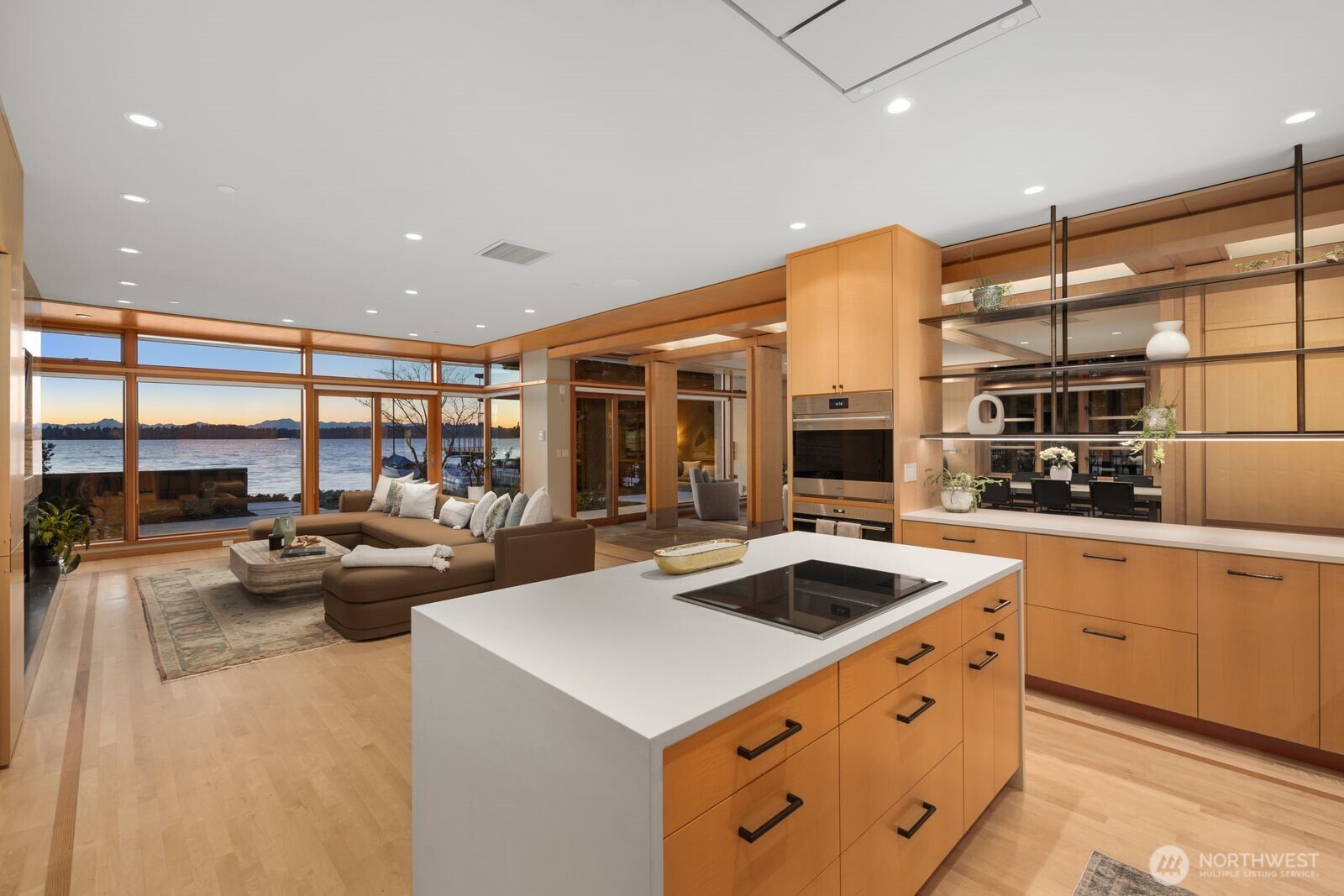 5505 Lake Washington Boulevard NE Unit: 1-E